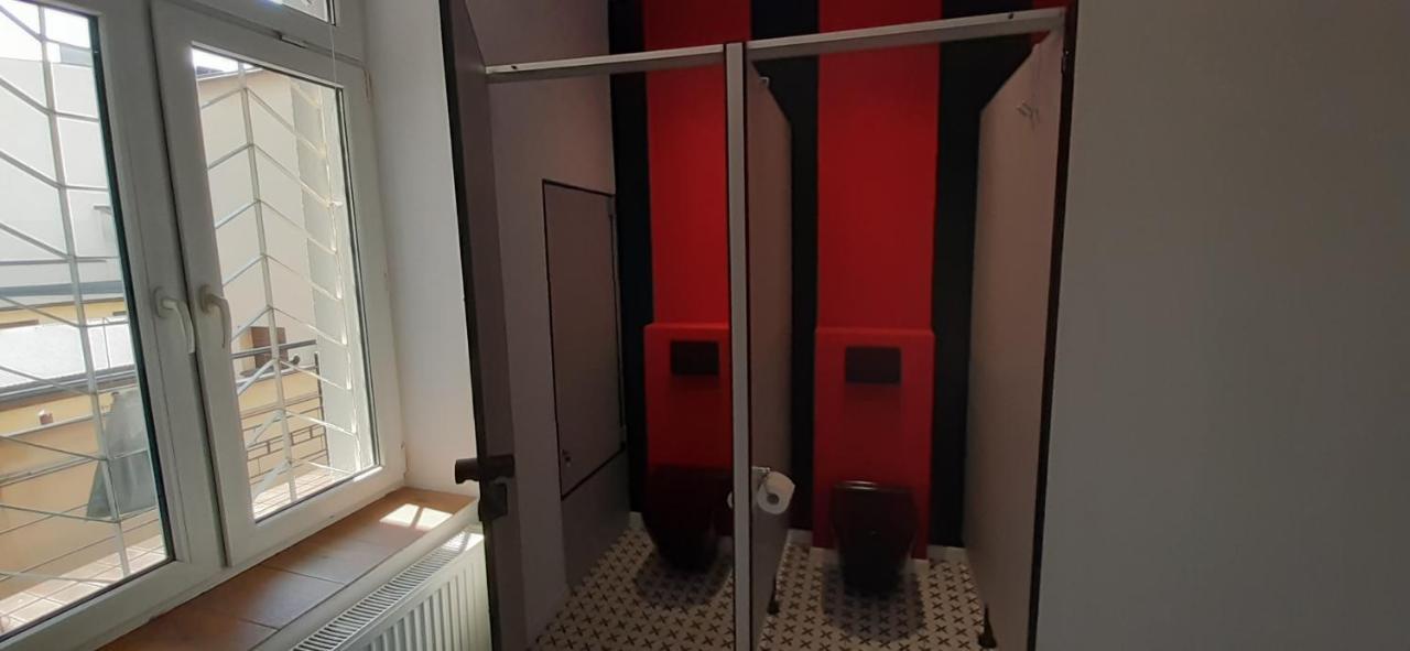 Krakow Chilli Hostel Bagian luar foto