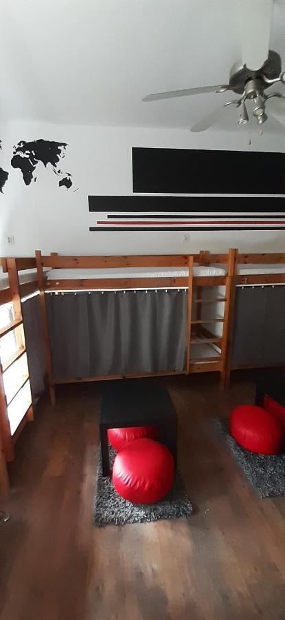 Krakow Chilli Hostel Bagian luar foto